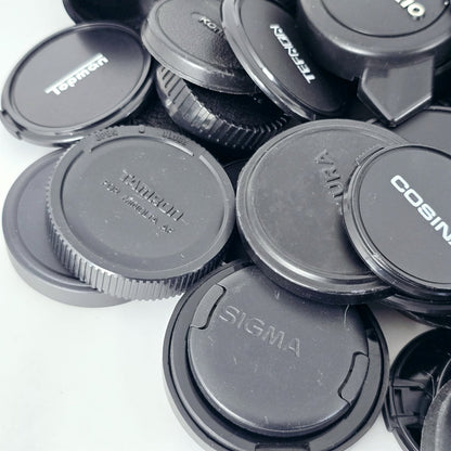 [Pre-owned] Bulk Lot 100 pcs Camera Lens Caps Front & Rear Assorted — Near Mint — Japan #5567