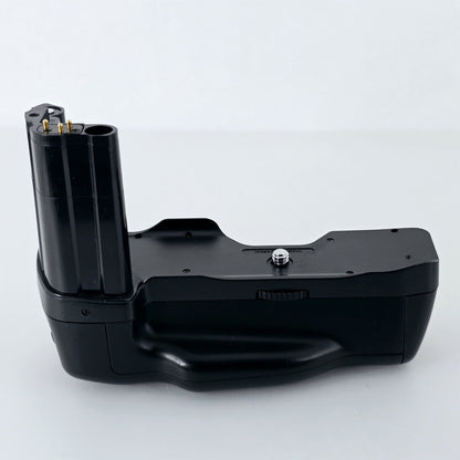 [Pre-owned] Genuine Nikon MB-10 Battery Grip for N90 N90s F90 F90s — Near Mint — Japan #5408