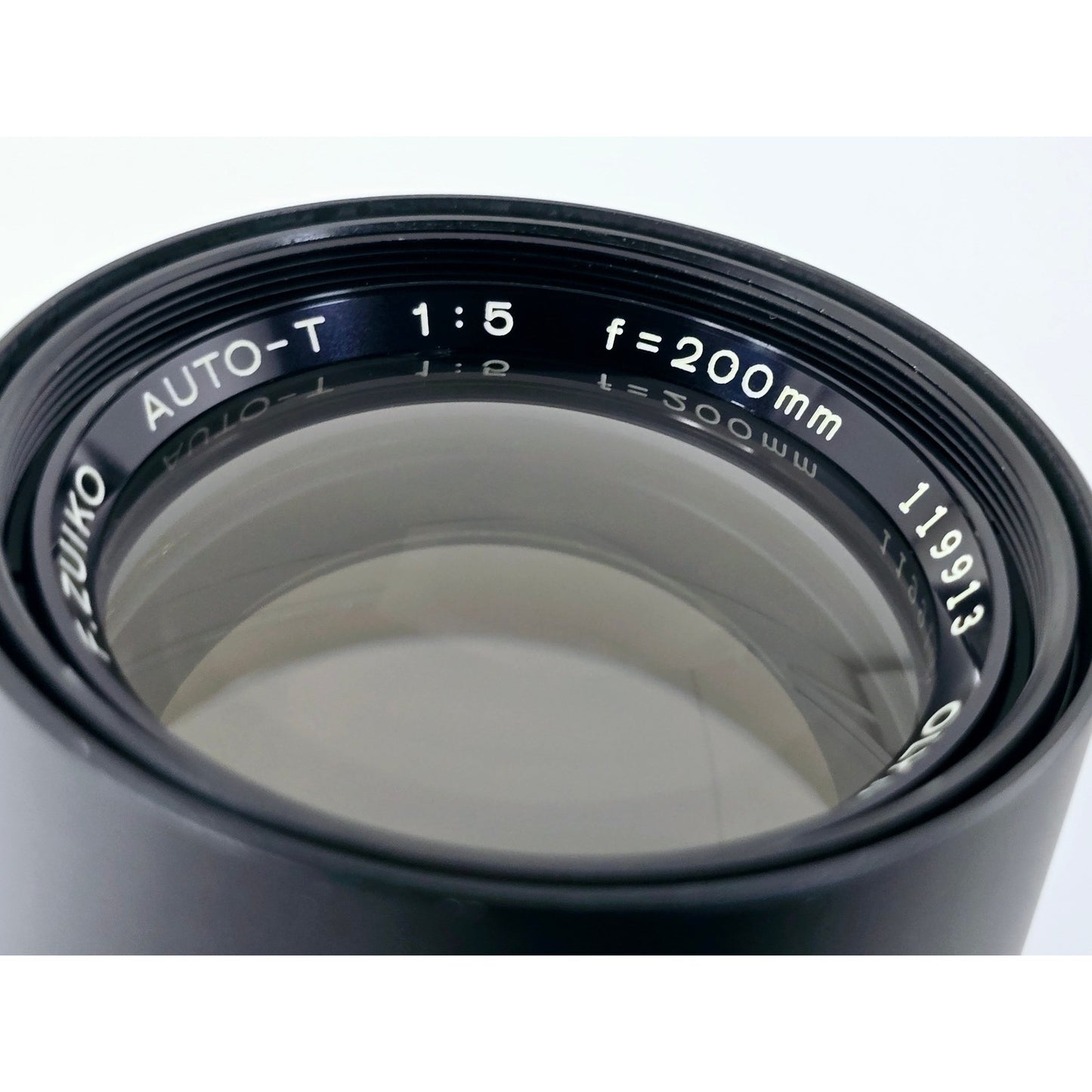 [Pre-owned] Olympus F.Zuiko Auto-T 200mm F5 MF Telephoto Lens — Near MINT+++ — Japan #4362