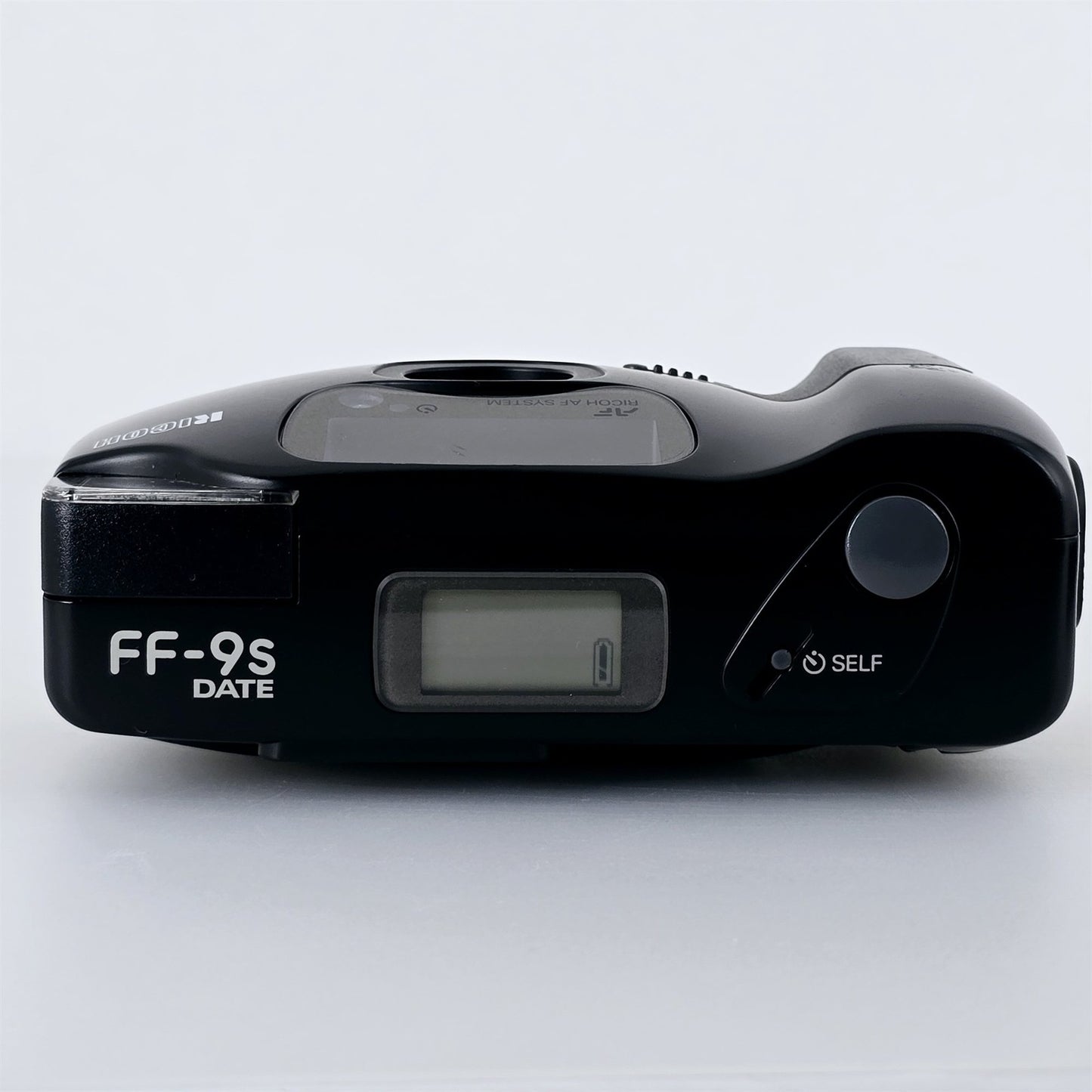 [Pre-owned] Ricoh FF-9s Date 35mm Point & Shoot Film Camera — Near Mint — Japan #5212