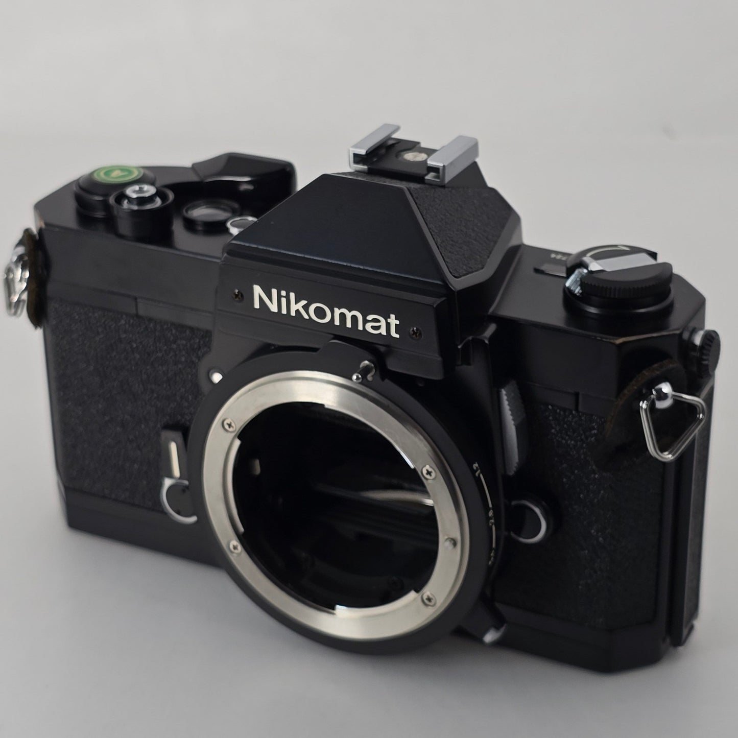 [Pre-owned] Nikon Nikomat FT2 SLR 35mm Film Camera Body — Near MINT — Japan #4525