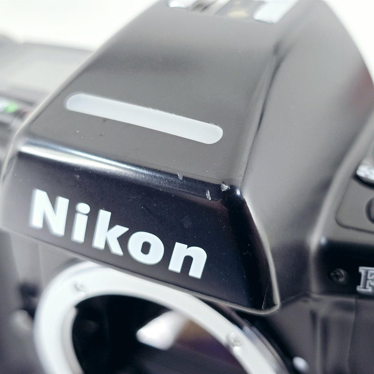 [Pre-owned] Nikon F90X / N90s SLR 35mm Film Camera Body (Black) — Near Mint — Japan #5512