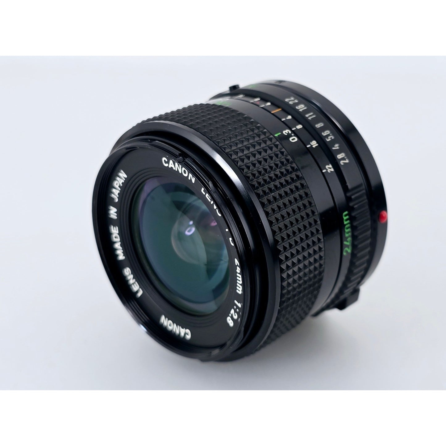 [Pre-owned] Canon New FD 24mm f2.8 Wide Angle MF Lens — Near MINT — Japan #4899