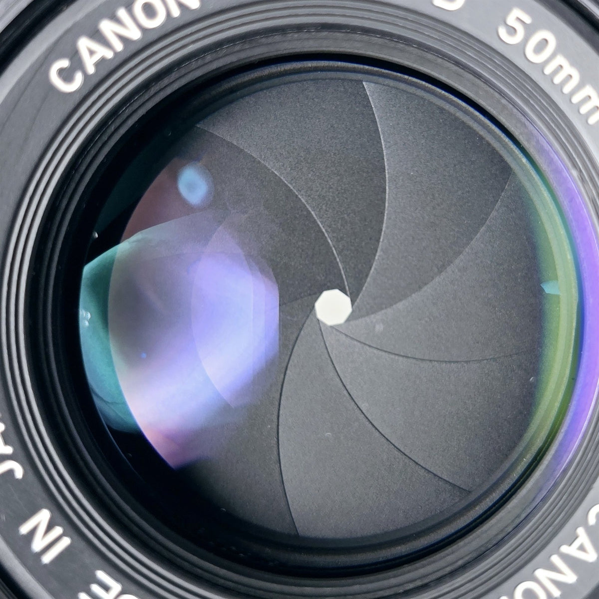 [Pre-owned] Canon New FD 50mm F1.4 MF Standard Prime Lens — Near Mint+++ — Japan #5775