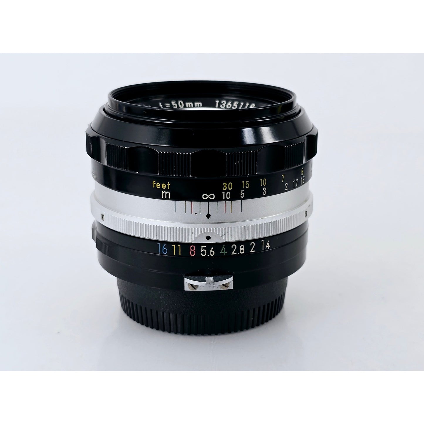 [Pre-owned] Nikon Nikkor-S.C Auto 50mm f/1.4 Non-Ai MF Lens — Near MINT — Japan #3124