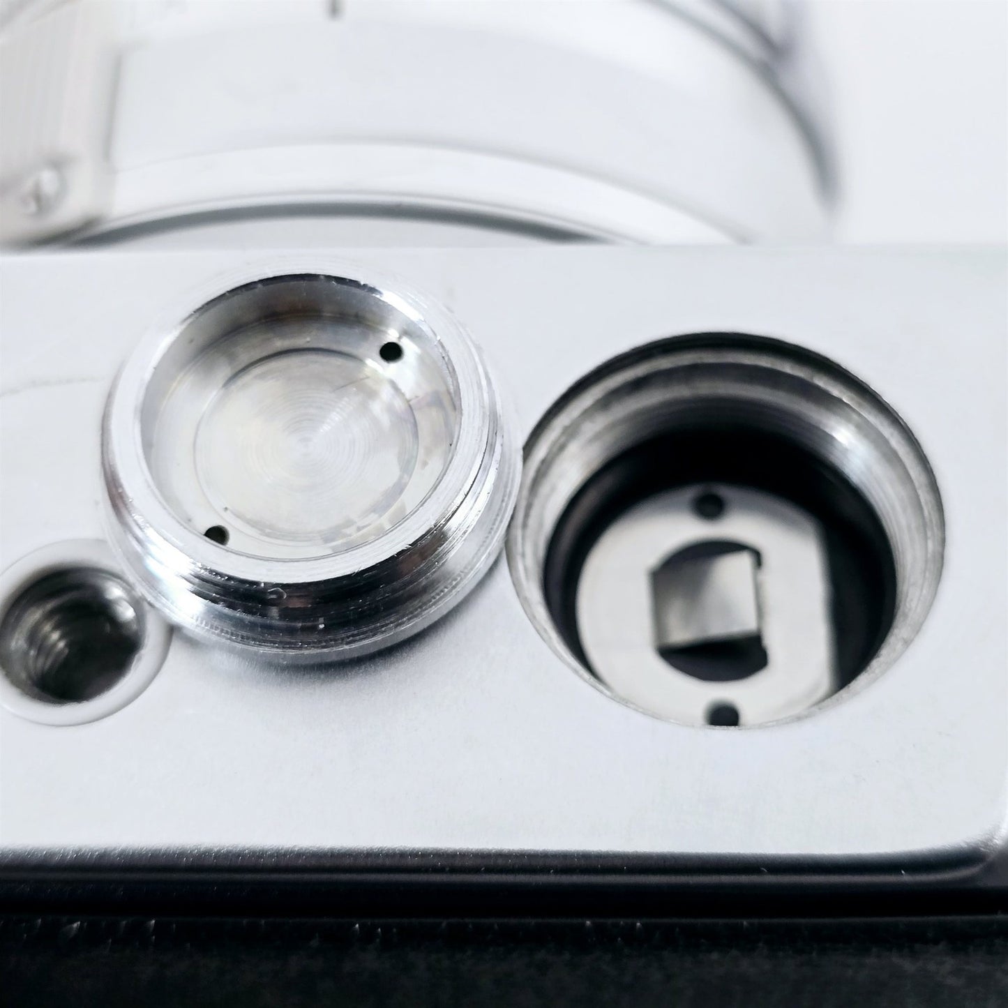 [Pre-owned] Minolta Hi-Matic 11 Super 3 Circuit 35mm Rangefinder — Excellent+++++ — Japan #5258