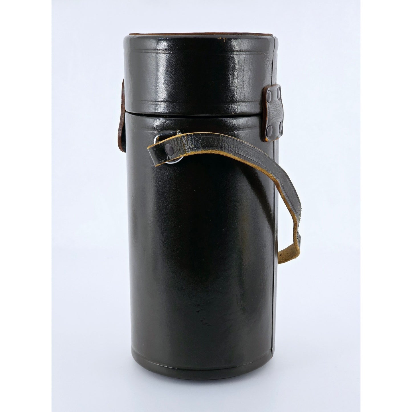 [Pre-owned] Nikon Nippon Kogaku Tokyo Leather Lens Case 6.7in x 2.8in — Near MINT — Japan #4642