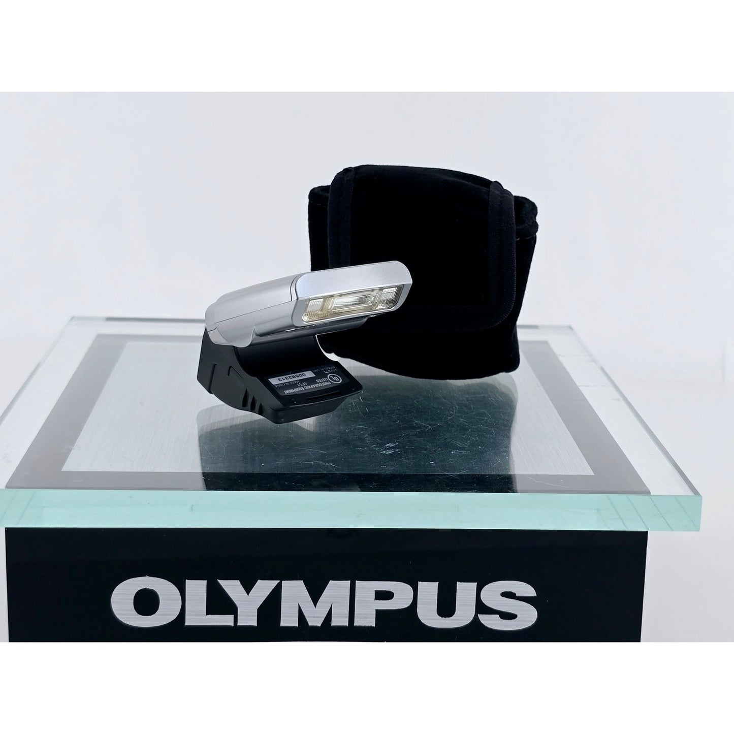 [Pre-owned] Olympus FL-LM1 Flash for OM-D & Pen Series Cameras — MINT — Japan #4193