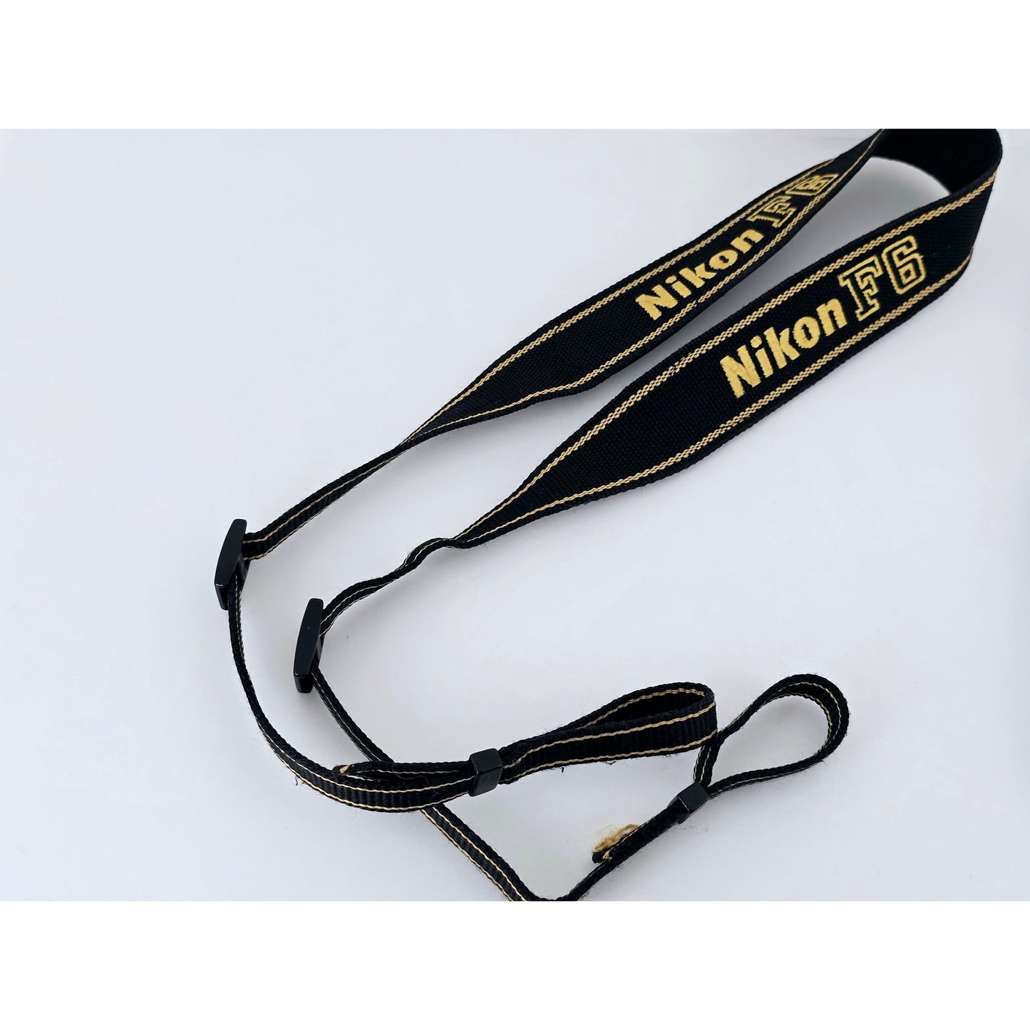 [Pre-owned] Nikon F6 AN-19 Genuine Camera Neck Strap 1.4in (3.5cm) — Near MINT — Japan #5063