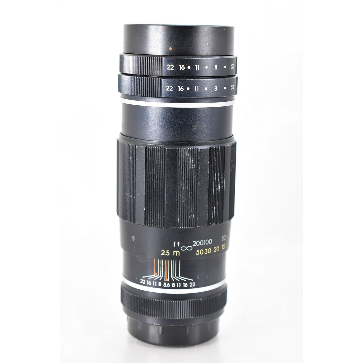 [Pre-owned] Pentax Tele-Takumar 200mm F5.6 MF Telephoto Lens M42 — Near MINT — Japan #2254